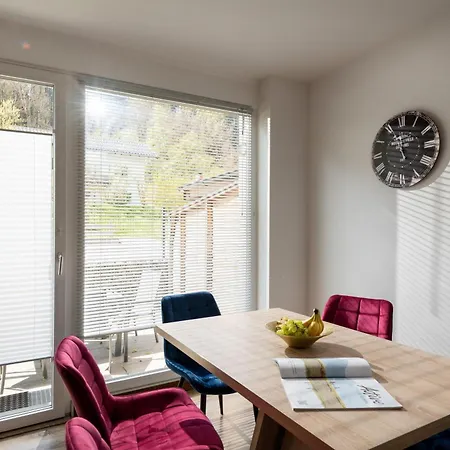Haus Alpenlieb Apartment *